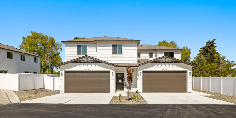 exterior image of 1031 S Underwood Pl, Kennewick, WA